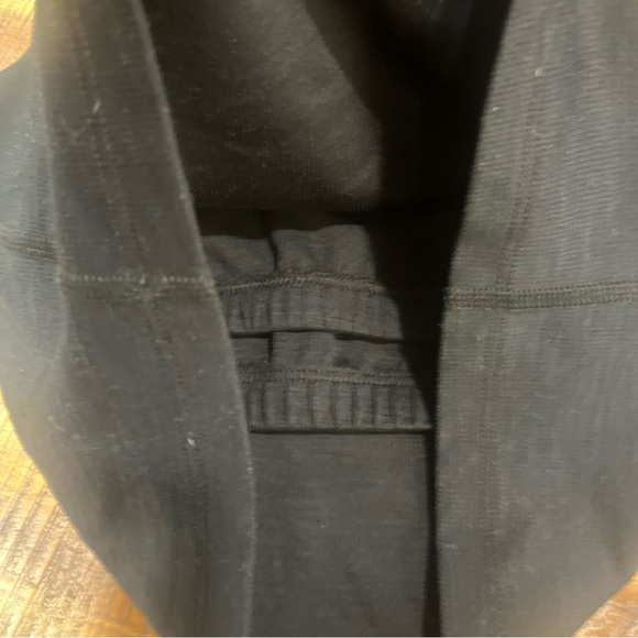 Beyond Yoga Black Fitted Crop Tank Top - Picture 4 of 4